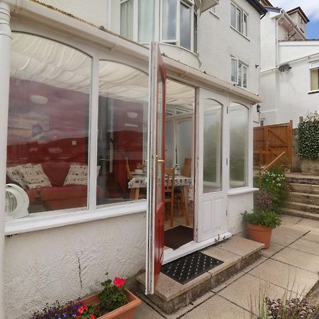 Bay View Apartment Лайм Риджис Екстериор снимка