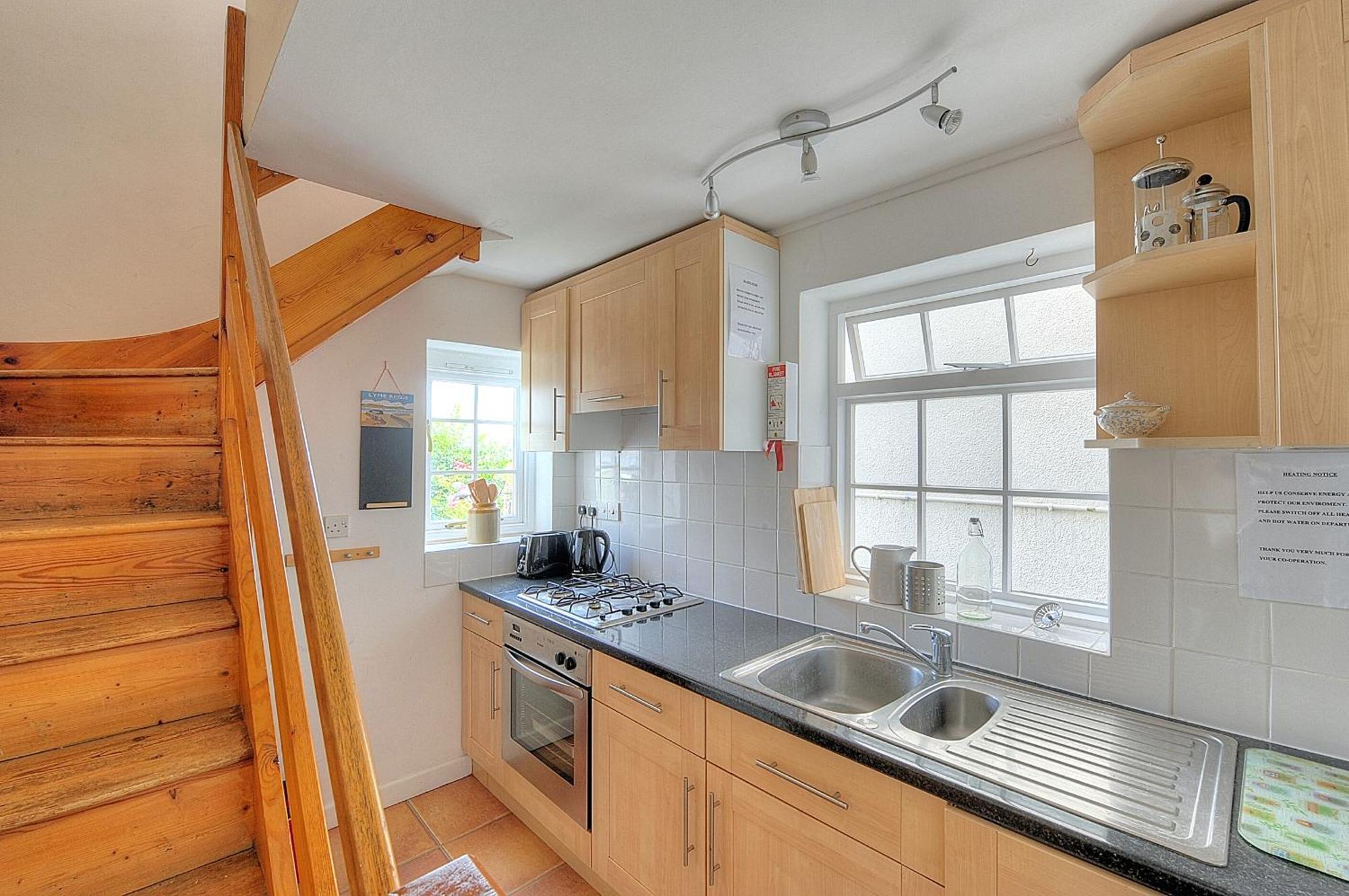 Bay View Apartment Лайм Риджис Екстериор снимка